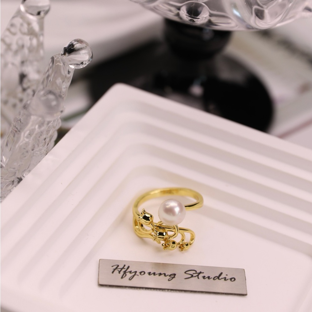 Elegant Gold and Silver Lily of the valley Pearl Rings - Picture 7 of 16